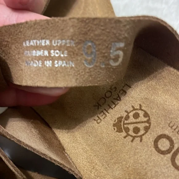 Yokono- Suede wedge buckle sandal- 9.5 - Picture 7 of 10